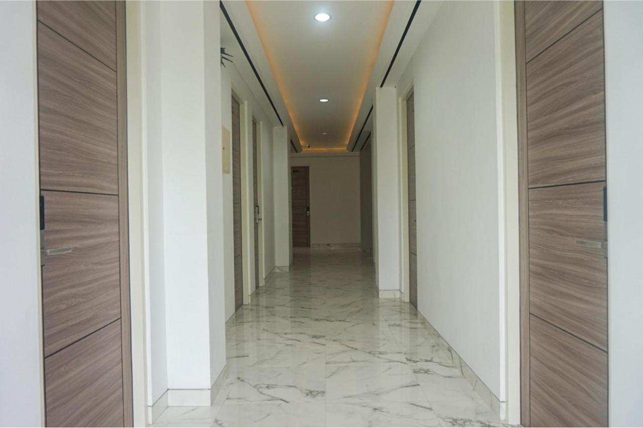 فندق Reddoorz Near Araya Family Club House مالانغ المظهر الخارجي الصورة